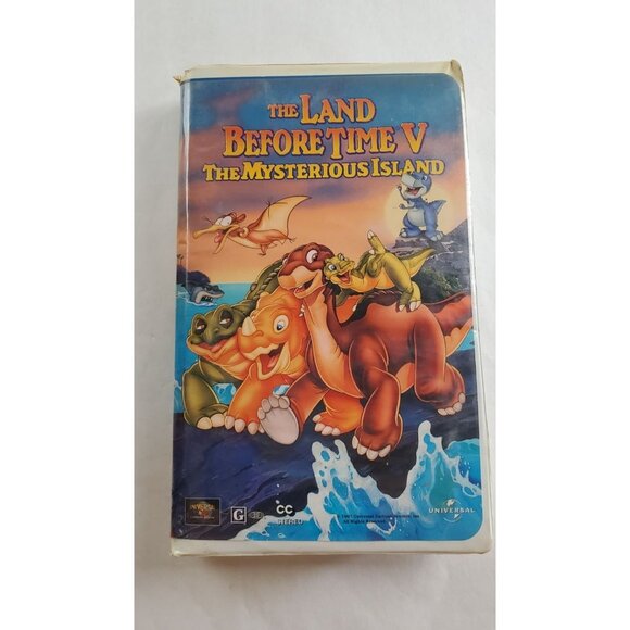 The Land Before Time V: The Mysterious Island VHS Tape 1997 Clamshell - Picture 1 of 9